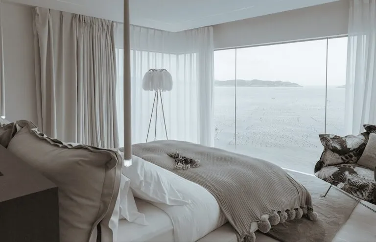 imgi 121 sea view 768x494